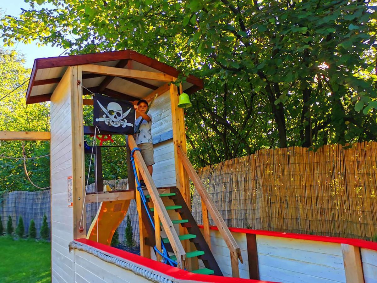 Aloha Glamp - Okragle Domki Przy Rzece - Balia I Sauna - Energylandia Zagornik Luaran gambar