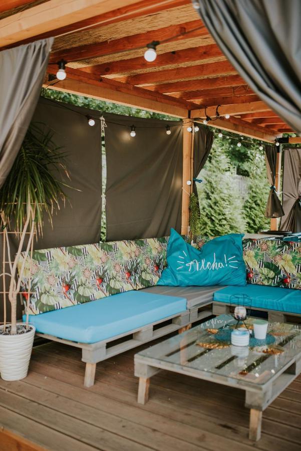 Aloha Glamp - Okragle Domki Przy Rzece - Balia I Sauna - Energylandia Zagornik Luaran gambar